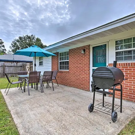 Breezy Gulfport Getaway Less Than 1 Mile To Beach And Casino